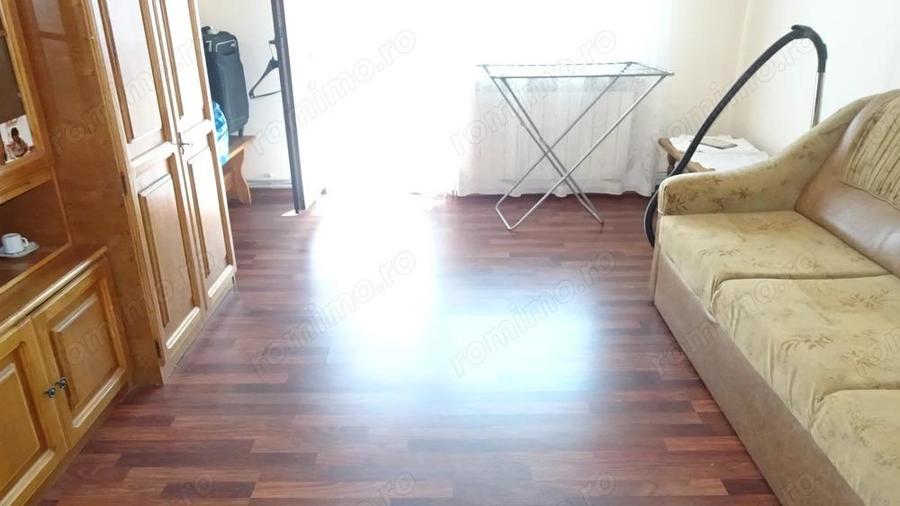 Vand apartament de 3 camere decomandat in Deva, etaj 2, zona Micro 15, str. Bejan, mobilat - 13