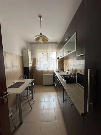 APARTAMENT de inchiriat in floresti - 8