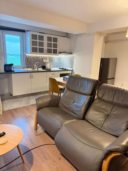 Garsoniera spatioasa, aproape de aeroport - 5