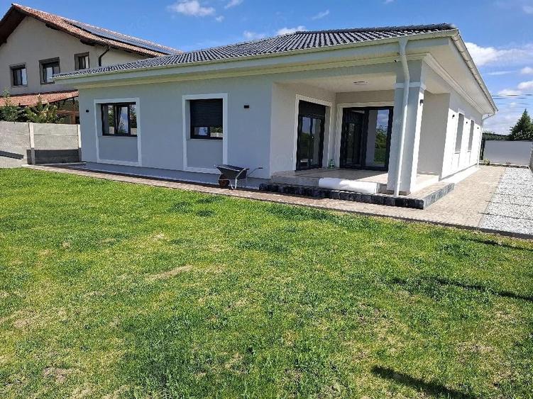Proprietar, vand casa individuala pe parter-Dumbravi?a - 9
