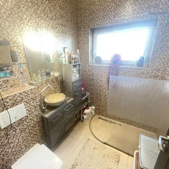 Apartament 3 camere cu gradina. - 1