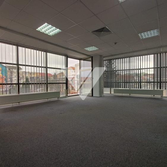 Spatiu Comercial Modern - str Hipodromului - 9