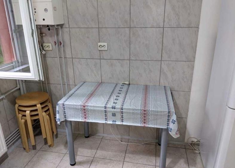 Garsoniera insorita, mobilata, de vanzare in Gemenii, et. 1/4 - 3