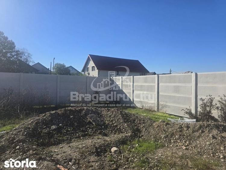 Teren intre case predare cu contoar curent si gaze - 4