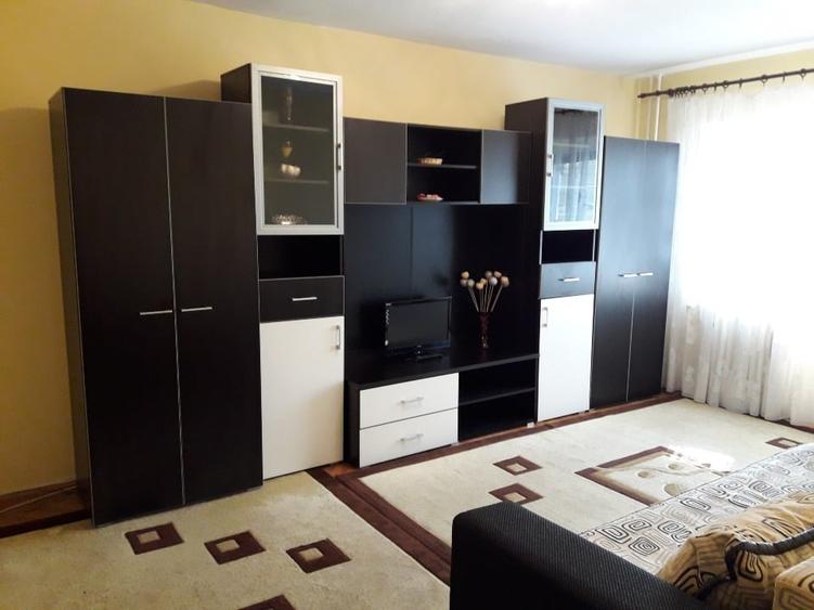 Proprietar, inchiriez Apartament 2 camere, zona Mircea cel Batran - 1