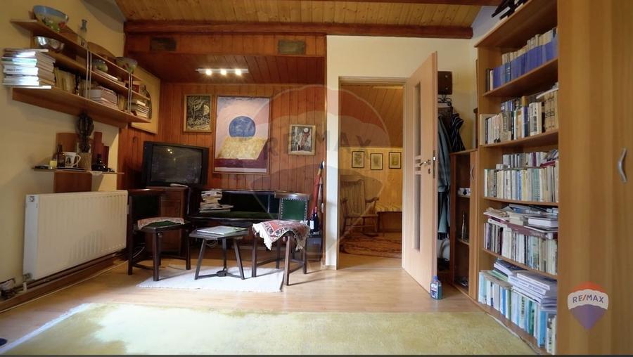 Casă cu poveste în Zamora, Bușteni - 4