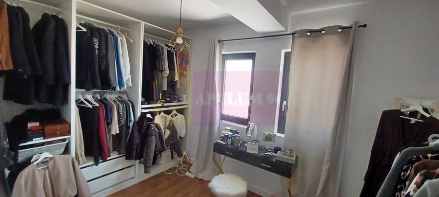 Sabareni, casa P+1+pod, 5 camere, 130 mp utili, curte 470 mp - 3