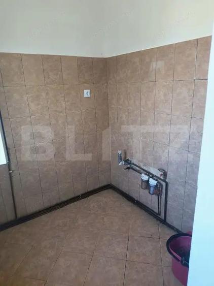 APARTAMENT 2CAMERE SEMIDECOMANDAT,CONFORT DOI ETJ 4 - 1