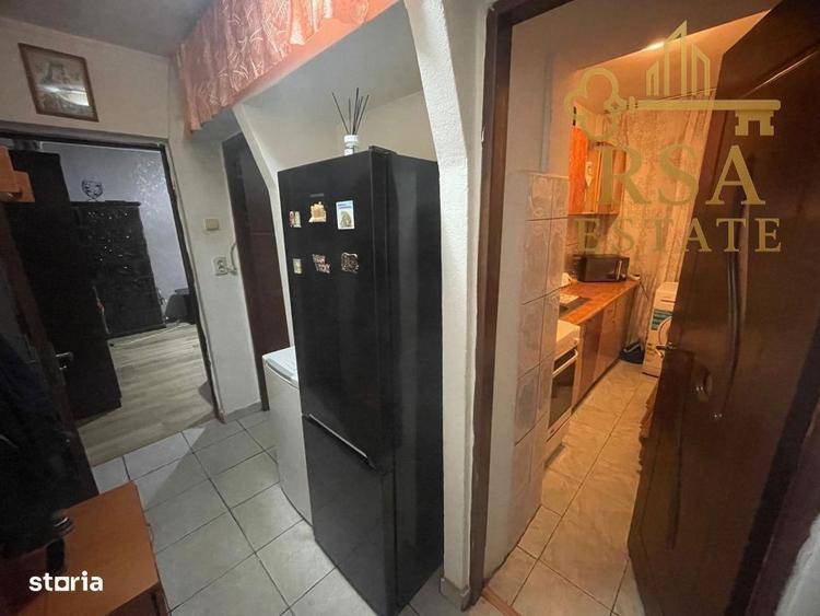 Apartament de vanzare 2 camere Brezoi Zona Unirii Etaj 4 - 4