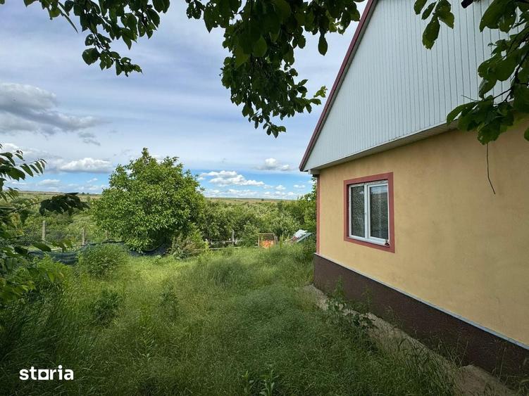 Casa de vanzare - Schitu Duca - 2