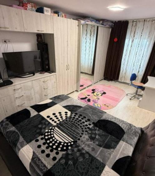 Casa parter 100 mp utili, teren 880 mp, toate utilitatile, C - 4