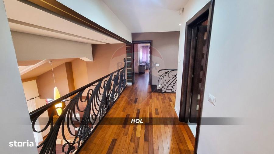 Casa la cheie, proprietate deosebita in Buze?ti, P+E ?i teren 3657 mp - 4