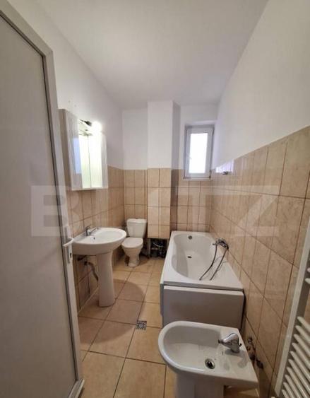 Vila, cazare muncitori, 11-15 camere, 600 mp, zona Mehala-Ti - 1