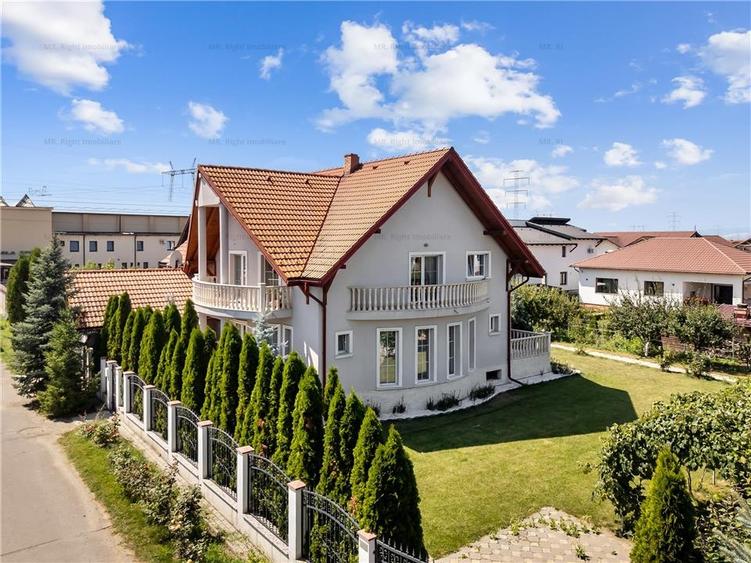 Vila / Casa superba cu 5 camere zona | 1032 mp teren |  Sanpetru Brasov - 15