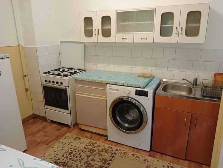 Garsoniera spa?ioasa, 38 mp, calduroasa - 6