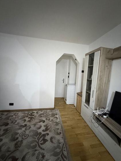 Apartament 2 camere Calea Romanilor 1 minut de centru mobilat complet 59.000 - 2