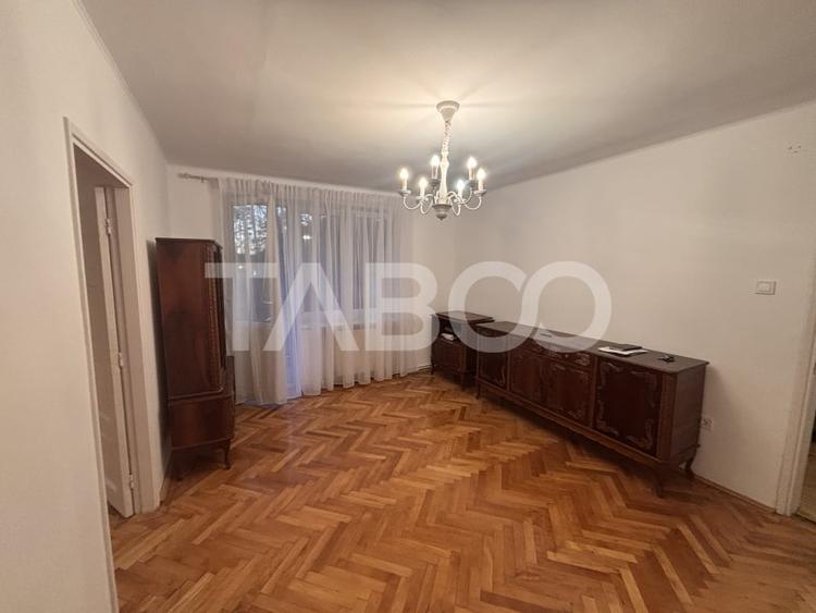 Apartament 3 camere 54mpu etaj 1 balcon zona Centrala Sibiu - 2