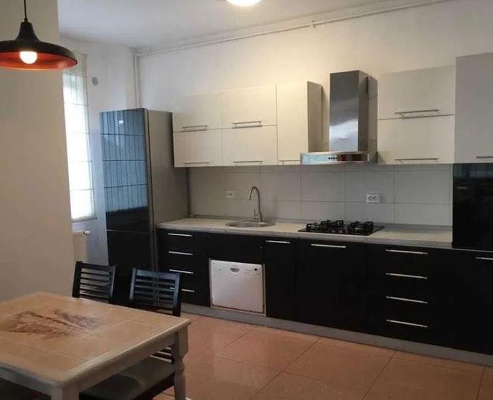 Vand apartam.3 camere in Andrei Muresanu, finisat modern, 2 bai, terasa, parcare - 3