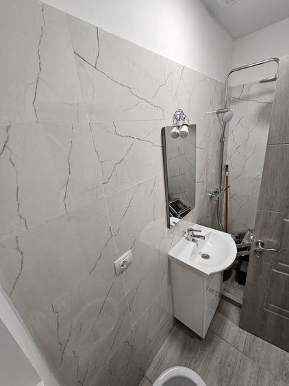 Garsoniera de vanzare metrou Preciziei langa West Gate - 5