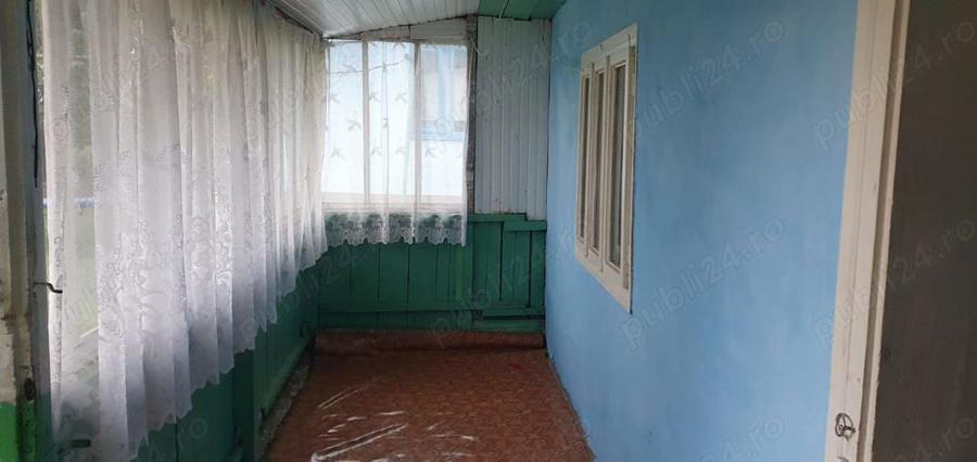 Casa, grajd, gradina plus dependinte - 3