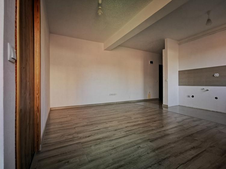 Floresti, Judetul Cluj, Zona centrala - 2