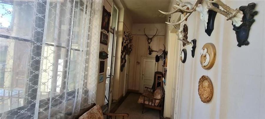 CASA DEOSEBITA IN ZONA CENTRALA - 6