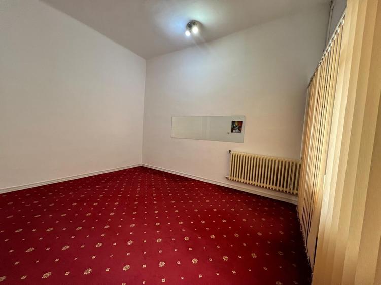 Piata Muncii-Vatra Luminoasa, casa 150 mp + curte- sediu firma - 13
