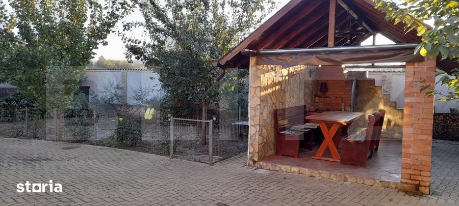 Casă cu 4 camere cu Teren 1200 Mp în Ițcani