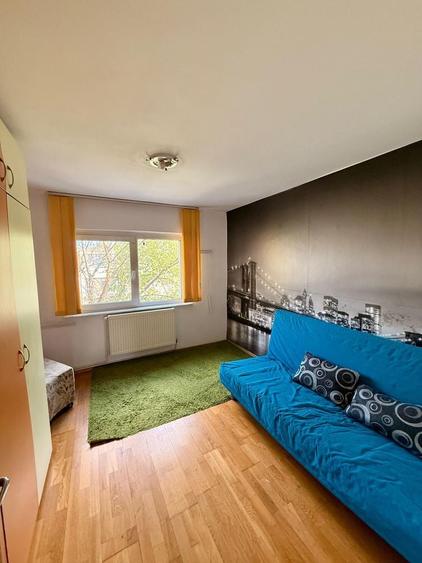 3 camere de inchiriat Apusului - 7