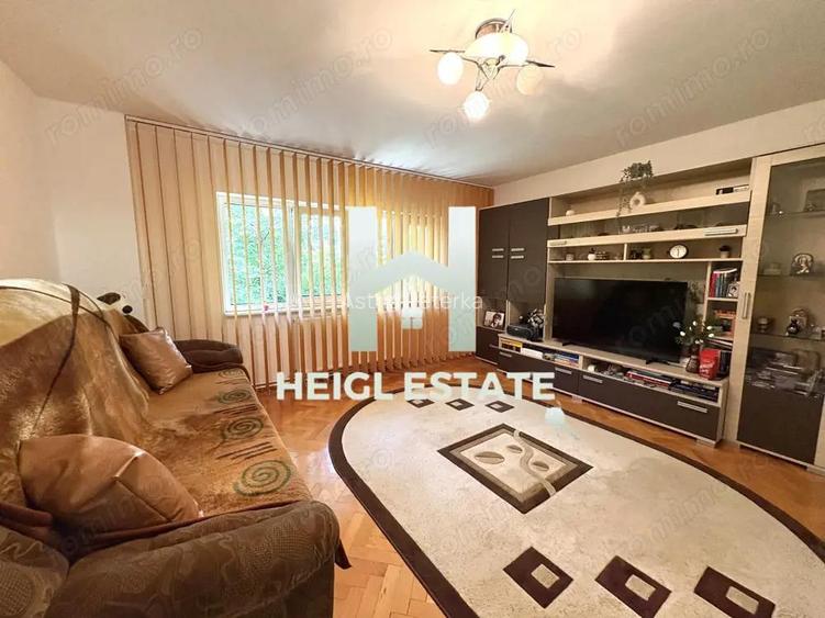 Apartament cu 3 camere in zona Modern Apartament cu 3 camere in zona Modern