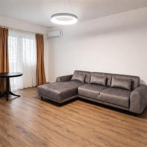 Apartament 2 camere decomandat TATARASI si loc de parcare - 1