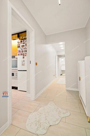 Vanzare apartament cu 3 camere, zona Micro 20 ( Doi Cocosi), mobilat si utilat modern - 9