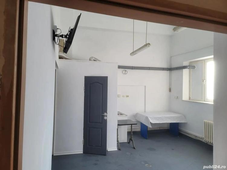 Inchiriez apartament 2 camere + 2 bai pentru muncitori, (maxim 10 persoane ) in zona ultracentrala, - 9