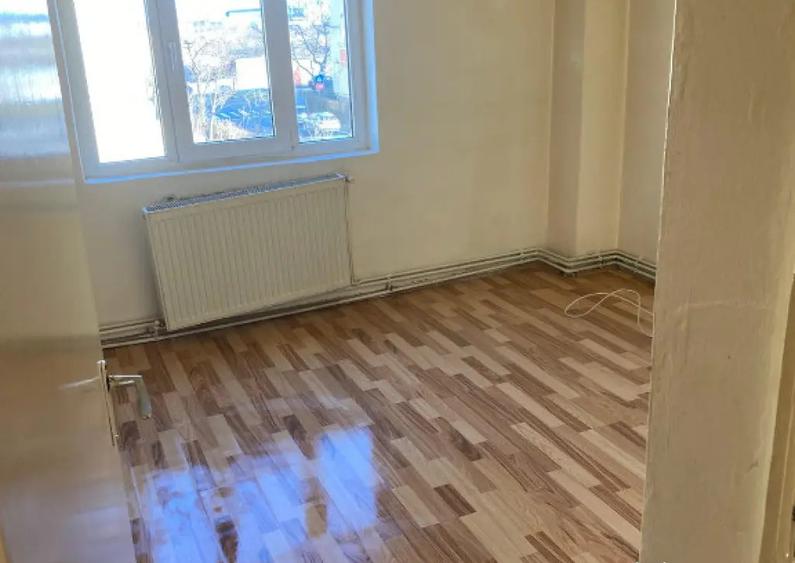 Apartament 2 camere, decomandat - zona Noua - 5