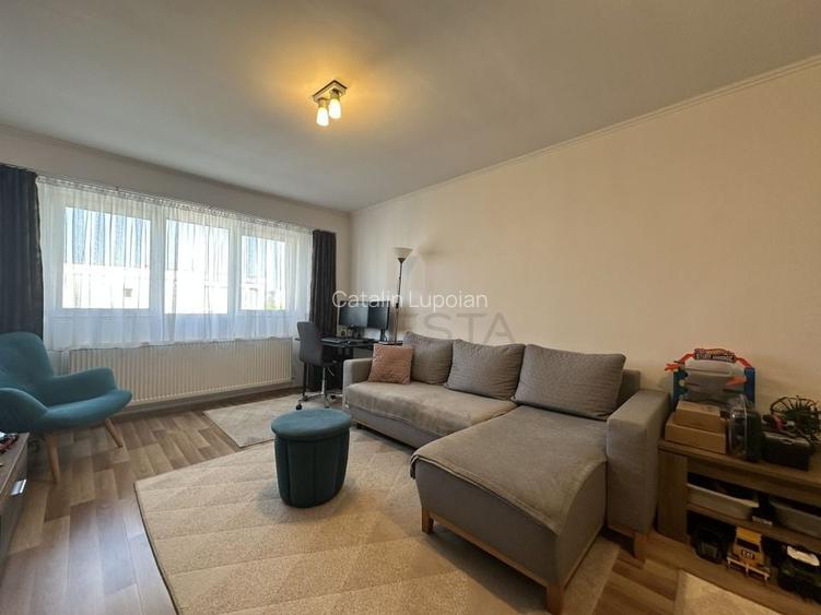 Apartament renovat 2 camere, zona Tasnad! Apartament renovat 2 camere, zona Tasnad!