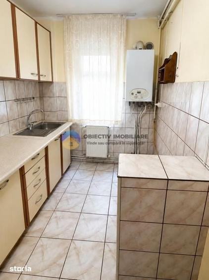 Apartament cu 2 camere semidecomandat în Mărăței