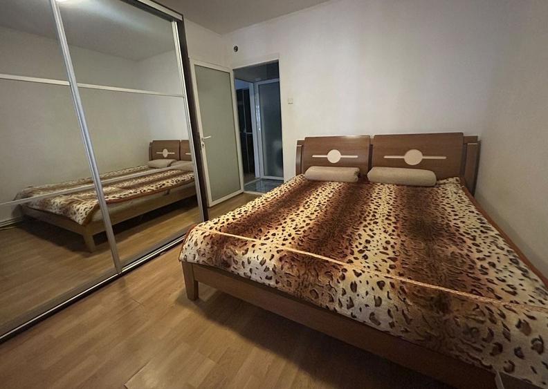 Apartament cu 2 camere semidecomandat, mobilat în Tomis III