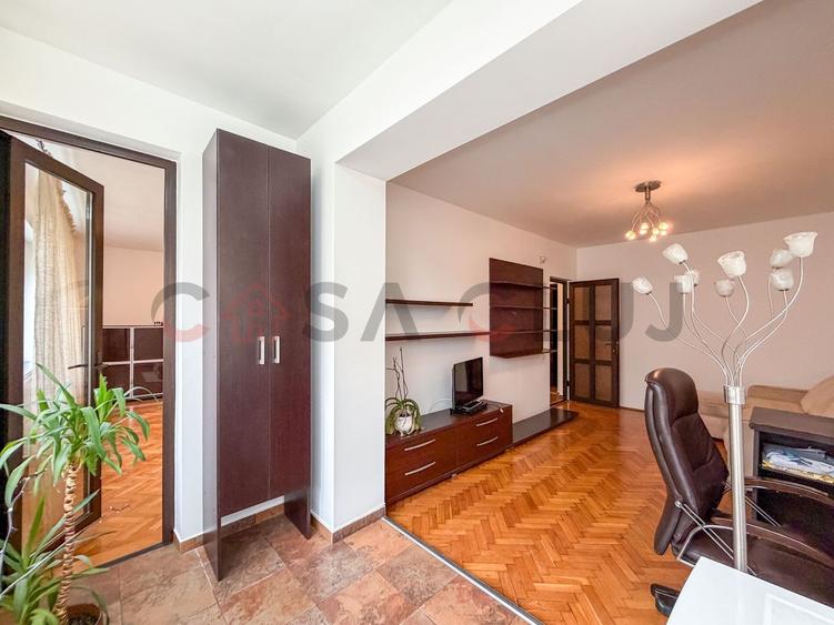 Apartament cu 3 camere decomandat, mobilat în Plopilor