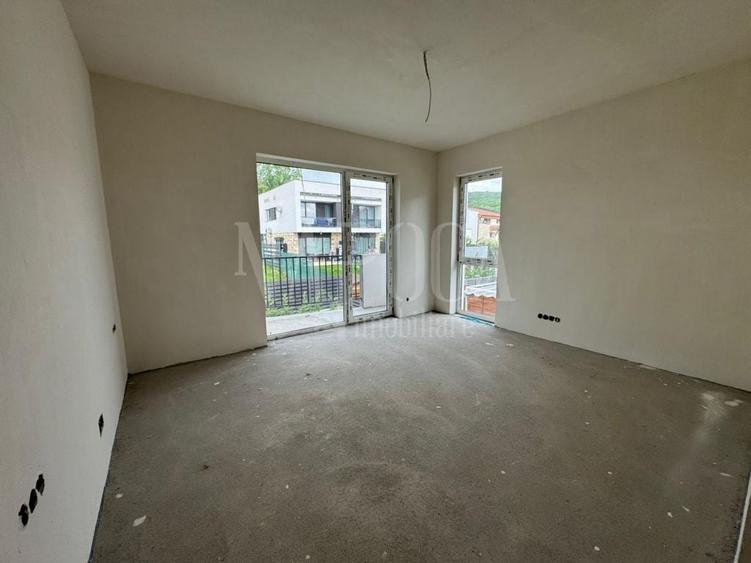 Duplex cu 4 camere cu Canalizare în Mănăștur