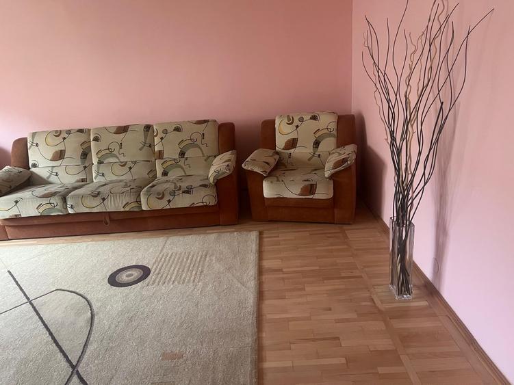 Apartament cu 4 camere decomandat în Timpuri Noi