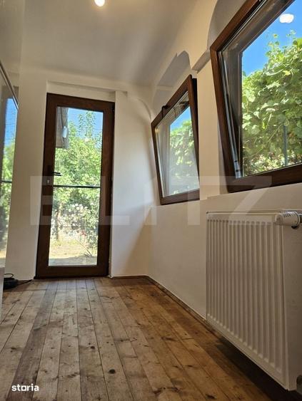 Casă cu 4 camere în Central