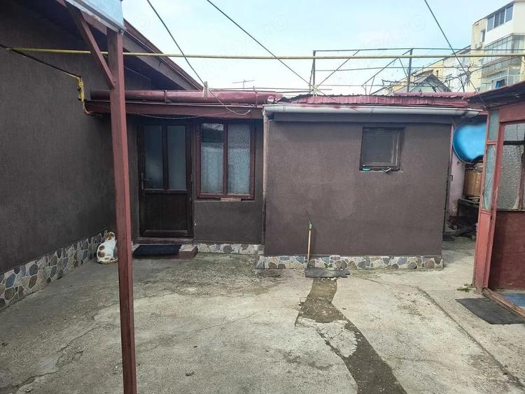 Casă cu 3 camere cu Teren 485 Mp în Central
