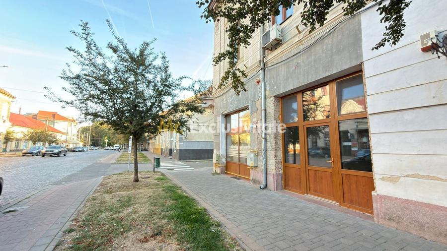 Spațiu comercial, de 42 mp, în Central
