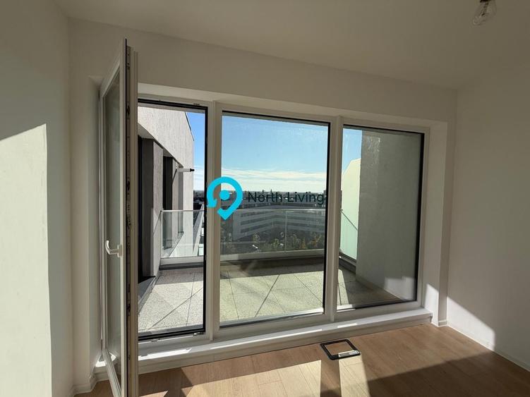 Apartament cu 3 camere semidecomandat în Bucureștii Noi