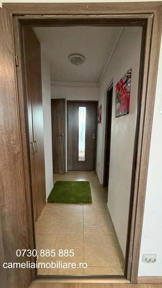 Apartament cu 3 camere semidecomandat în Mărășești