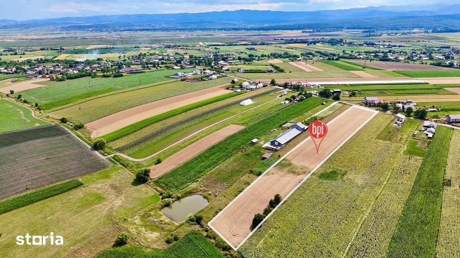 Teren de 9200 mp, în Fântâna Mare