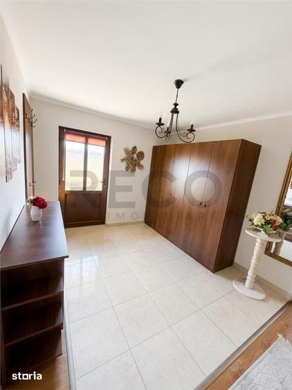 Casă cu 4 camere cu Teren 303 Mp în Sântandrei