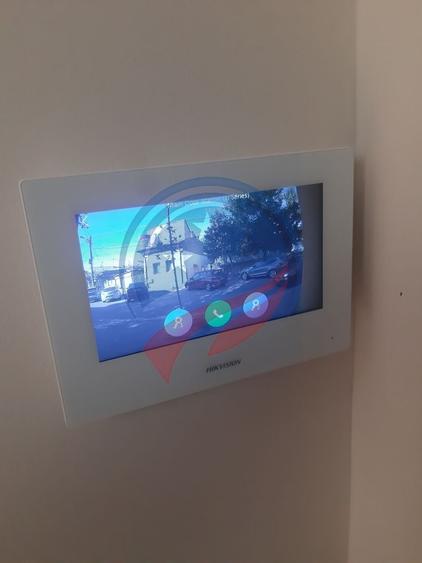 Apartament cu 2 camere semidecomandat, mobilat în Ultracentral