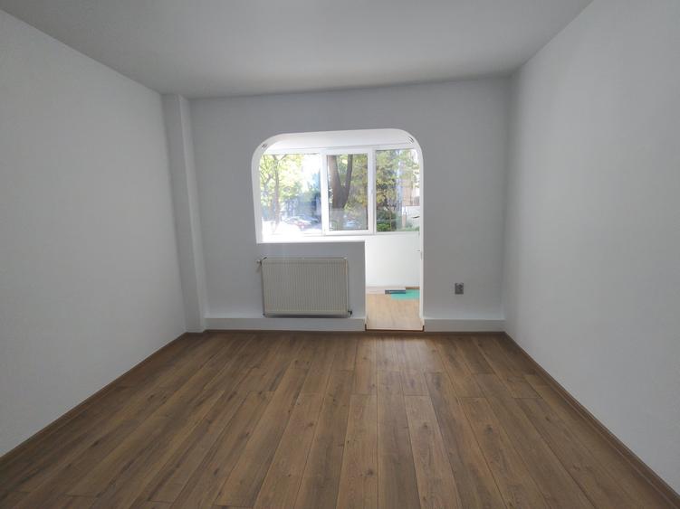 Spațiu comercial, de 81 mp, în Tineretului