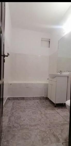 Garsonieră decomandată în Drumul Taberei